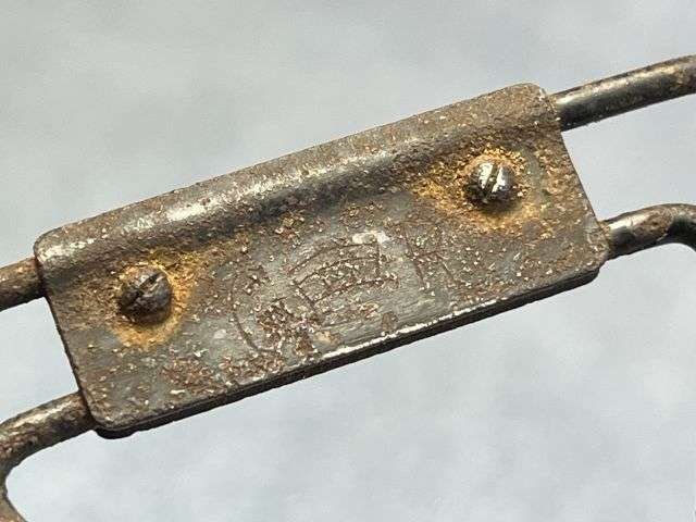 117) Excellent Original WW2 ARP Evertrusty Incendiary Fire Fighting Goggles & Tin — image 11