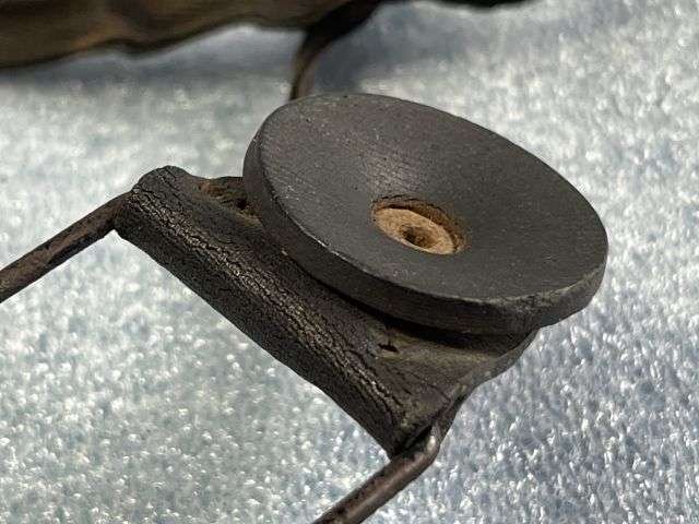 117) Excellent Original WW2 ARP Evertrusty Incendiary Fire Fighting Goggles & Tin — image 7