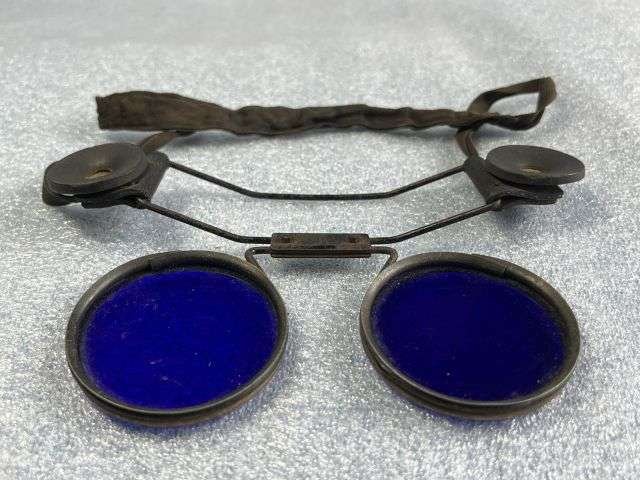 117) Excellent Original WW2 ARP Evertrusty Incendiary Fire Fighting Goggles & Tin — image 8