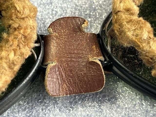 22) Good Original WW2 US Army Ski & Mountain Troops Goggles & Issue Case — image 8