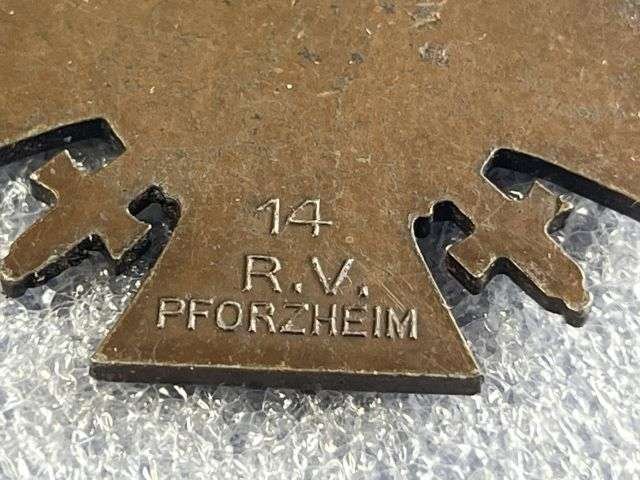 25) Excellent Original WW1 German Hindenburg Cross of Honour Medal — image 2