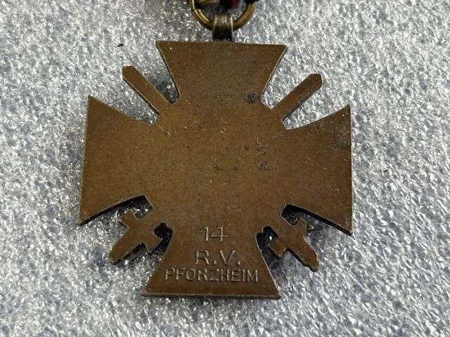 25) Excellent Original WW1 German Hindenburg Cross of Honour Medal — image 3