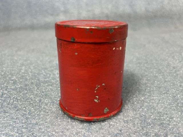 108) Excellent Original WW2 British Army Mills Grenade Detonator Tin Dated 1945 — image 7
