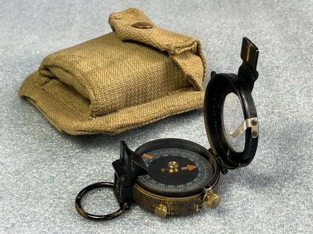 68) Excellent Original WW2 Verner's Pat British Army Issue Marching Compass Dated 1937 & Issue 37 Pat Case — image 5