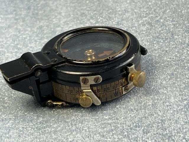 68) Excellent Original WW2 Verner's Pat British Army Issue Marching Compass Dated 1937 & Issue 37 Pat Case — image 9