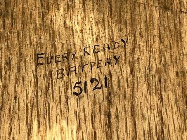 72) Good Original WW1 British Army Officers Wooden Battery Lamp — image 2