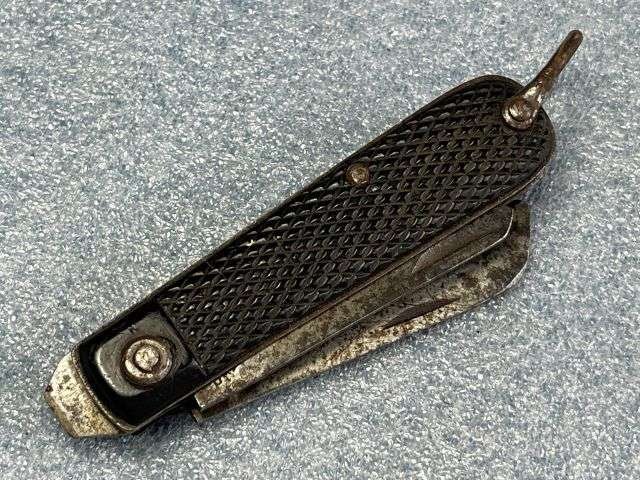 75) Nice Original WW2 British Army Issue Jack Knife L. Wilson Sheffield 1942? — image 10