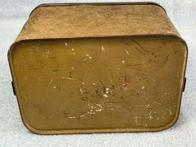 76) Excellent Original WW2 British Civilian Issue Gas Mask Private Purchase Metal Carry Case. — image 7
