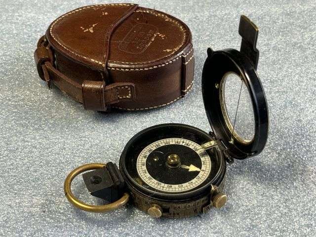 47) Excellent Original Pre WW1 British Officers Verner's Pattern Compass Dated 1910 & Leather Case 1908 — image 9
