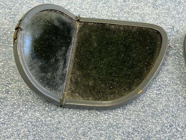 49) Excellent Original WW2 RAF MKVIII Flying Goggle Tinted Lens Pair — image 4