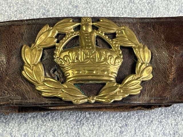 9) Very Nice Well Used Early WW1 WW2 WO2 Leather Wrist Rank Bracelet — image 9