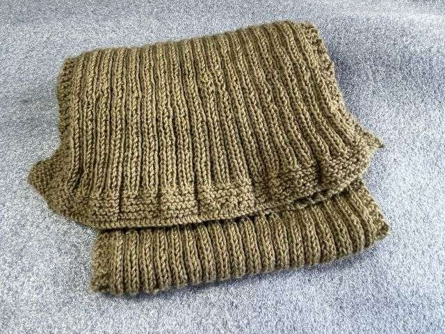 16) Excellent Original WW2 Era British Army Knitted Comforts Scarf — image 2