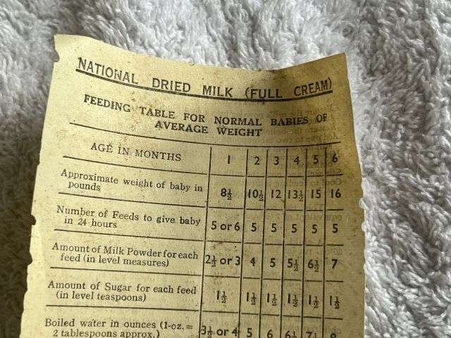 59) Excellent WW2-1950s Empty Ministry of Food National Dried Milk Tin With Some Original Contents — image 7