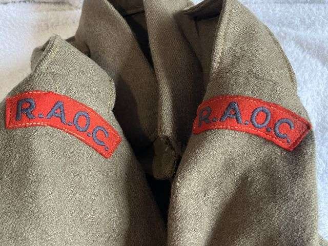 63) Good Original WW2 Australian Made Battledress Blouse & RAOC Titles 1942 — image 10