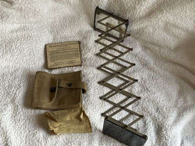 40) Exceptionally Nice Original WW1 British Army Officers Lifeguard Pocket Periscope With Case, Spare Mirror & Instructions — image 16