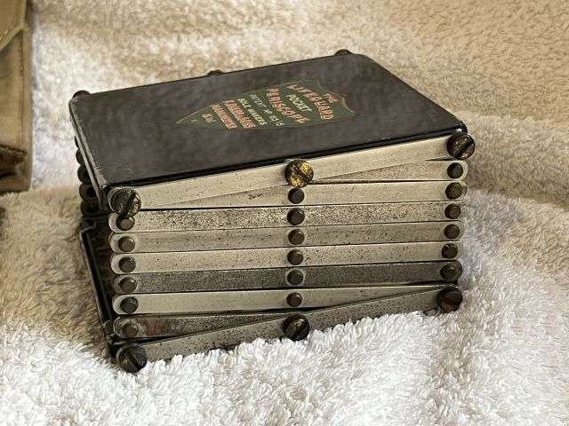 40) Exceptionally Nice Original WW1 British Army Officers Lifeguard Pocket Periscope With Case, Spare Mirror & Instructions — image 18