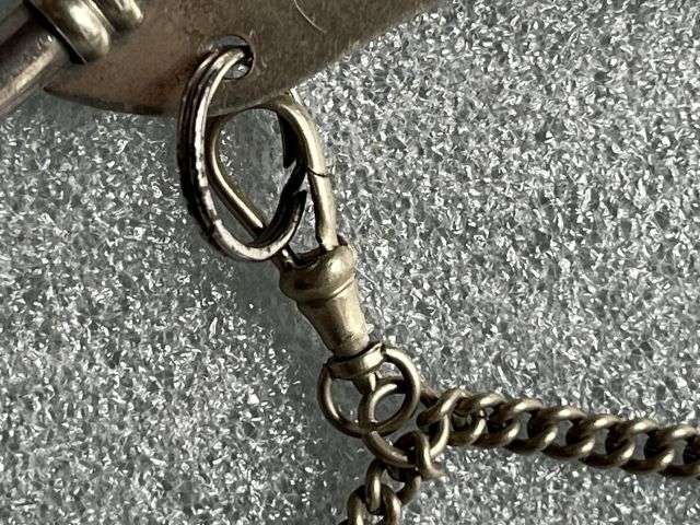 5) Excellent Clean Original WW1 WW2 Royal Navy Bosuns Call Whistle & Neck Chain — image 3