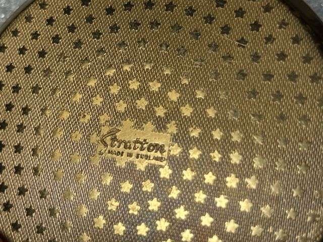 16) Excellent Original 1950s? Woman's Compact By Stratton With RA Badge — image 2