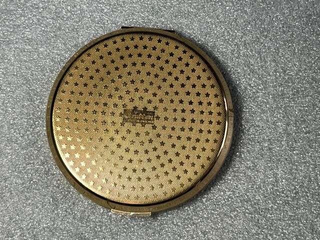 16) Excellent Original 1950s? Woman's Compact By Stratton With RA Badge — image 3