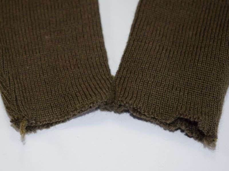 123) Original Early WW2 British Army Issue Commando Woollen Gloves 1941 — image 6
