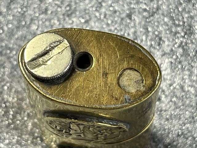 106) WW2 British Military Issue Pocket Lighter With Badge. In Need of Repair — image 4