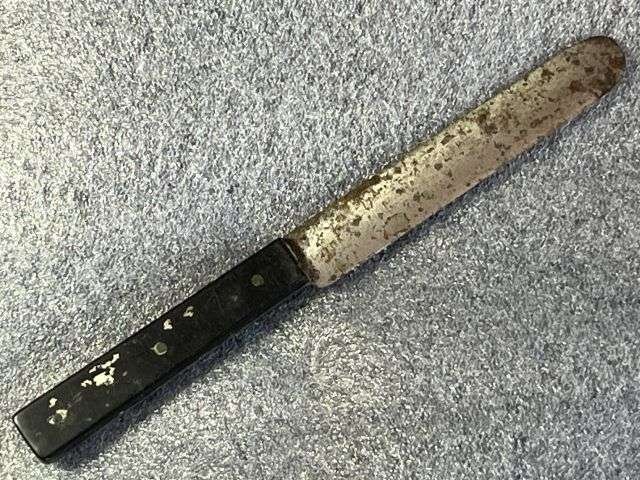 115) Original Unissued WW2 British Military Issue Cutlery Knife With WD Arrow & Faint markings. Black Grip — image 2