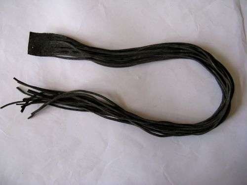 Good Original Pair Of WW2 British Army Square cut Leather Boot Laces — image 2