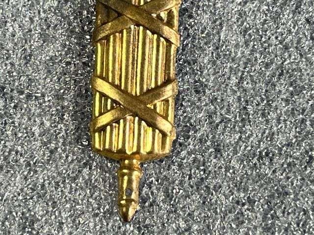 76) Excellent Original WWII Italian Black Shirt MVSN Fascist Brass Badge For Fez — image 3