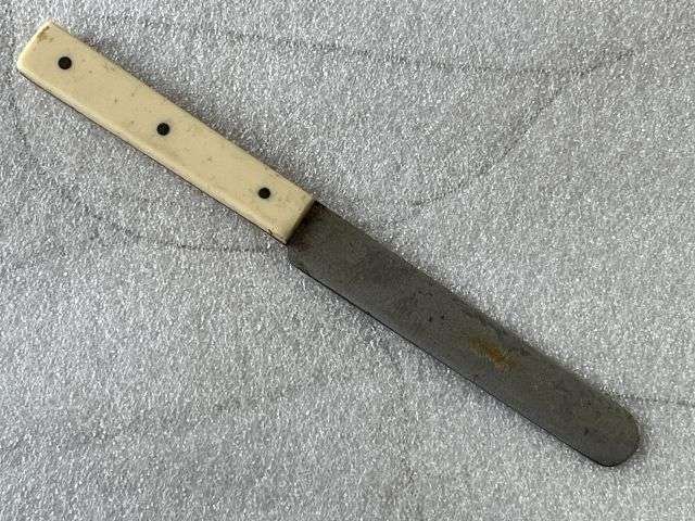59) Original Mint Unissued WW2 British Military Issue Cutlery Knife Clearly Dated 194? — image 2