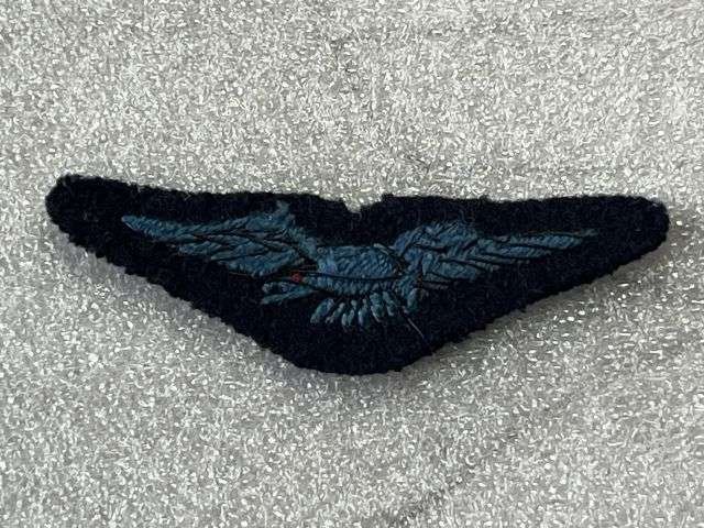 32) Excellent Original WW2 RAF RAAF Australian Albatross Shoulder Title — image 2