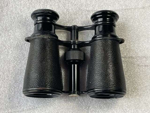 15) Excellent Original WW1 British Army Officers Small Field Glasses and Case Both Named to Guinness 2/22 London Regiment — image 15