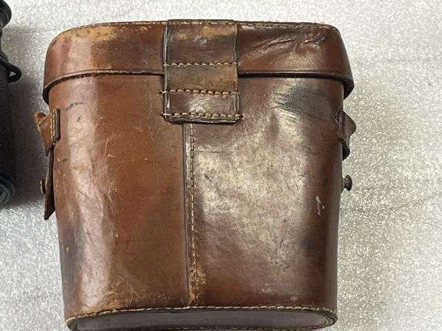 15) Excellent Original WW1 British Army Officers Small Field Glasses and Case Both Named to Guinness 2/22 London Regiment — image 24