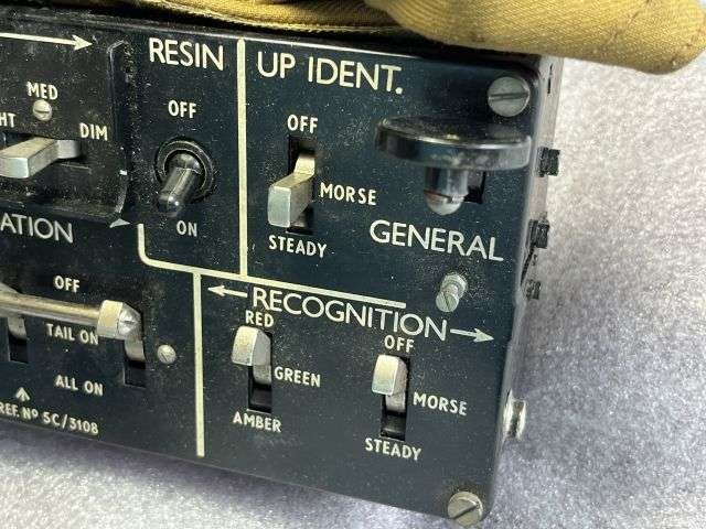 55) Excellent Boxed Unissued RAF Lighting Control/Signal Panel 5C/3108 Lancaster ETC Signalling Box — image 6