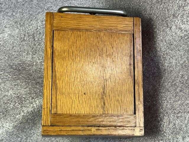 67) Excellent Original WW1 British Army Officers Wooden Balls Eye Battery Lamp — image 4