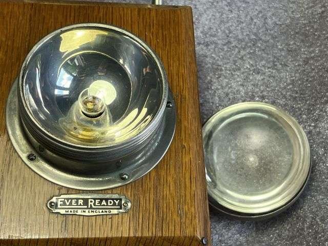 67) Excellent Original WW1 British Army Officers Wooden Balls Eye Battery Lamp — image 7