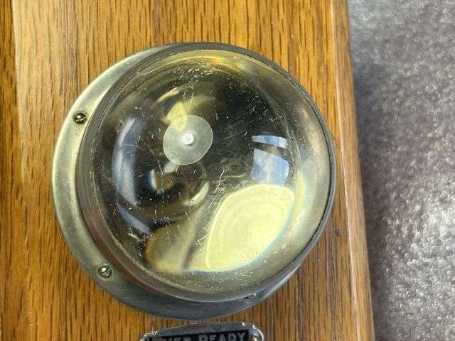 67) Excellent Original WW1 British Army Officers Wooden Balls Eye Battery Lamp — image 8