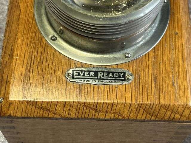 67) Excellent Original WW1 British Army Officers Wooden Balls Eye Battery Lamp — image 9