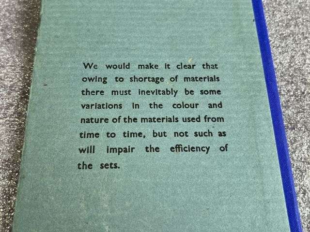 36) Interesting Original WW2 British Traveller's Pocket Chess Board For Service Men & Women — image 4