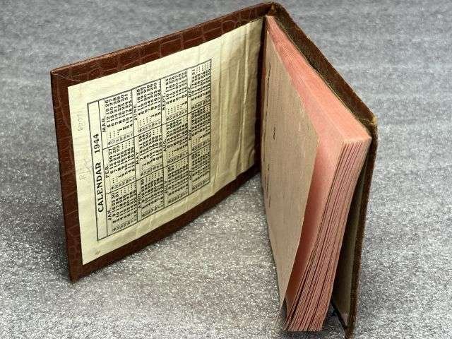 40) Good Original WW2 British Home Front? Telephone Message Pad. Complete & Dated 1944 — image 5