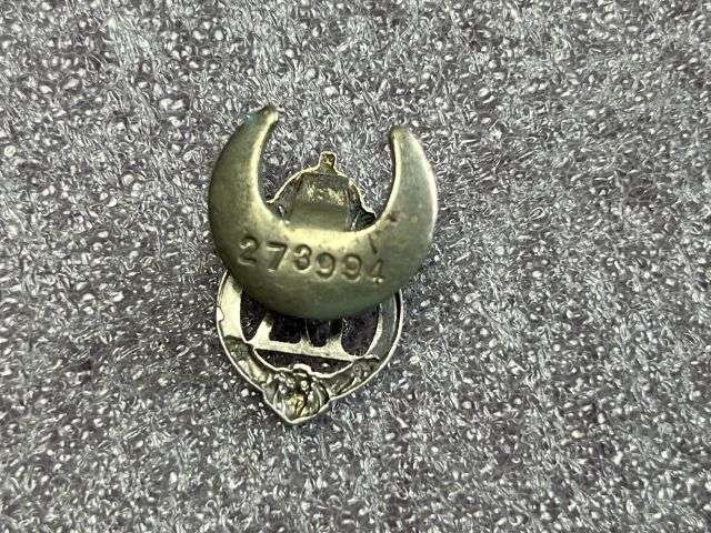 47) Excellent Original Pre WW2 1930s Territorial Army Lapel Badge — image 2