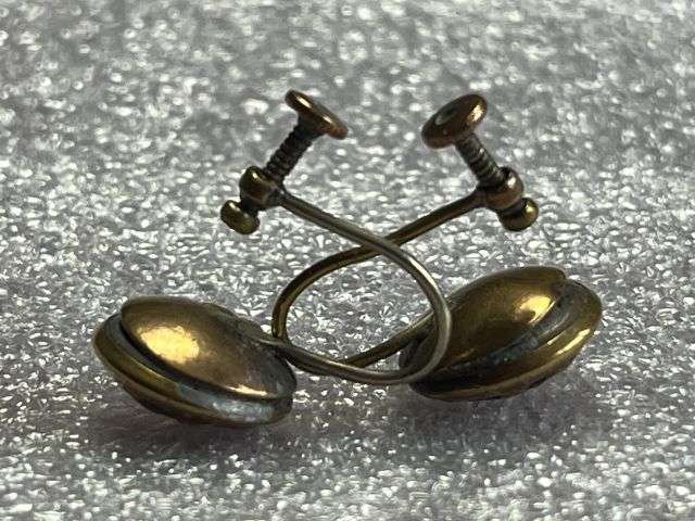 11) Unusual WW1 WW2 British Army General Service Buttons Made Into Earrings ATS, Sweetheart ? — image 2