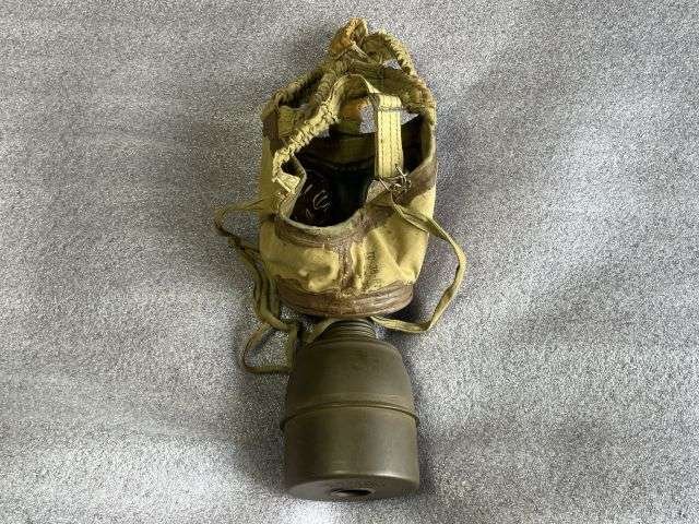 3) Excellent Original Pre WW2 French Civilian Issue TP-38 Gas Mask & Tin All Dated1938-39 — image 7