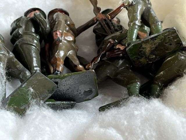 121) Set of 7 Vintage Original Britains Lead Soldiers In Gas Masks With Moving Arms — image 2