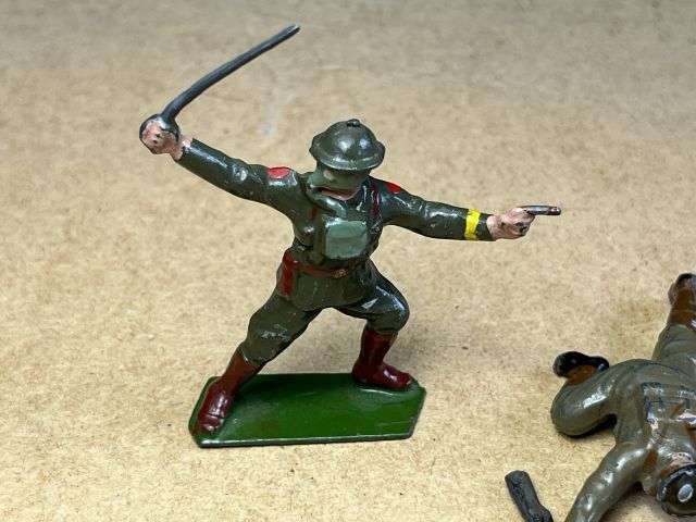 128) Set of 3 Vintage Original Britains Lead Soldiers In Gas Masks Officer & 2 Men Crawling — image 6