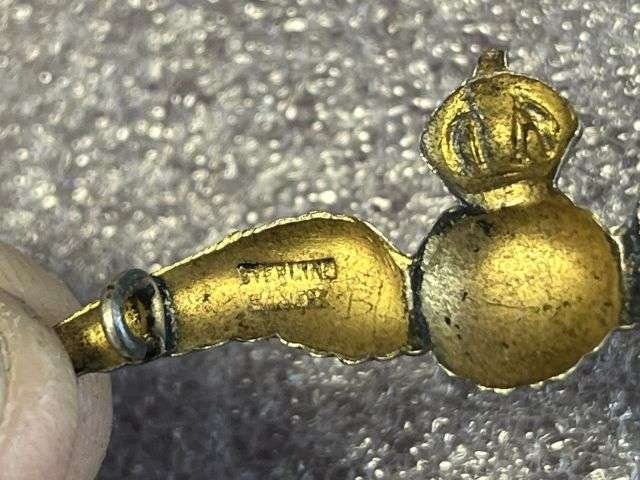 111) Lovely Original 1930s-WW2 RAF Silver & Enamelled Pilots Wings Sweetheart Brooch — image 3