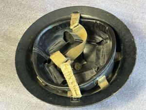 117) Very Nice WW2 British Home Front Bakelite Protective Helmet …