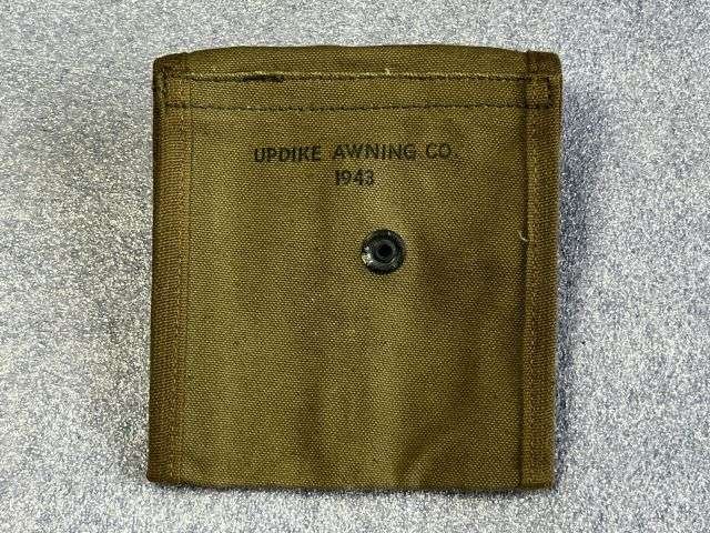 2) Mint Unissued Original WW2 US Army M1 Carbine Twin Mag Belt/Stock Pouch Dated 1943 — image 4