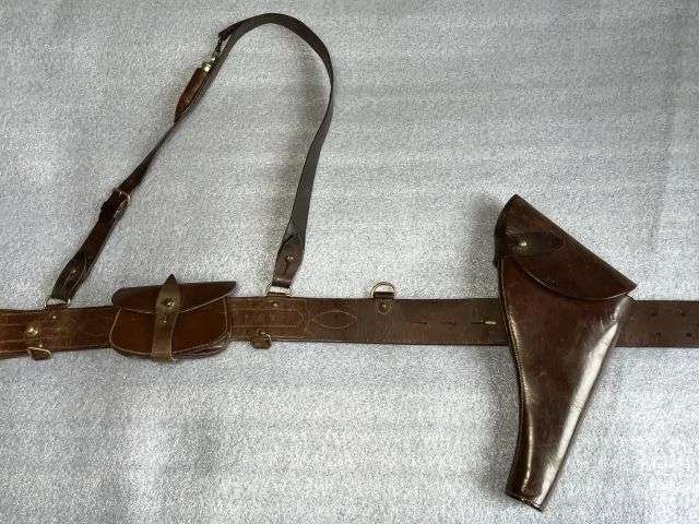 44) Excellent Original Complete WW1 British Officers Leather Sam Brown With Holster, Ammo Pouch & 1915 dated Whistle. — image 27