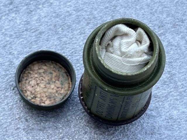 45) Excellent Original 1941 Dated Outfit Anti-Dimming MKV For Respirator — image 5