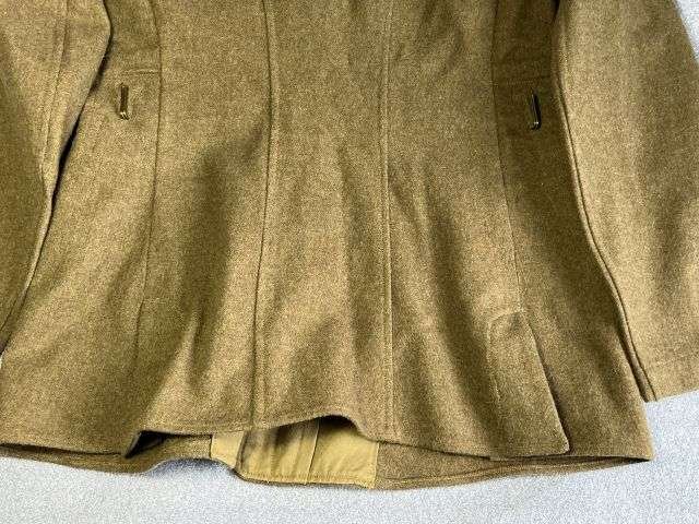 20) Very Nice Original Early WW2 1922 Pattern Service Dress Jacket To The Essex Yeomanry. Large Size 14 Dated Mid 1930s — image 2